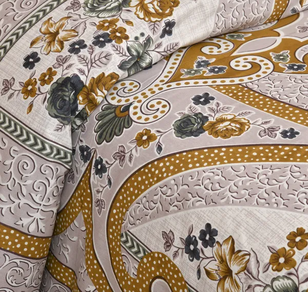 Brown_Cotton_Royal_Elegance_Double_Bedsheet_With_Pillow_Cover_100_X_108_Cm